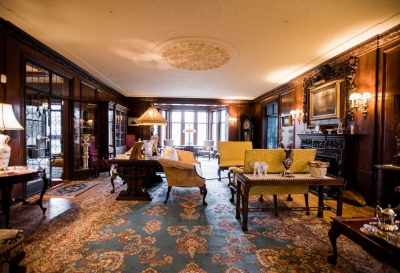 Ocala Custom Painting serving Silver Springs The Villages Ocala FL Florida interior painting exterior painting drywall repair plaster repair power washing aluminum gutter painting refinishing